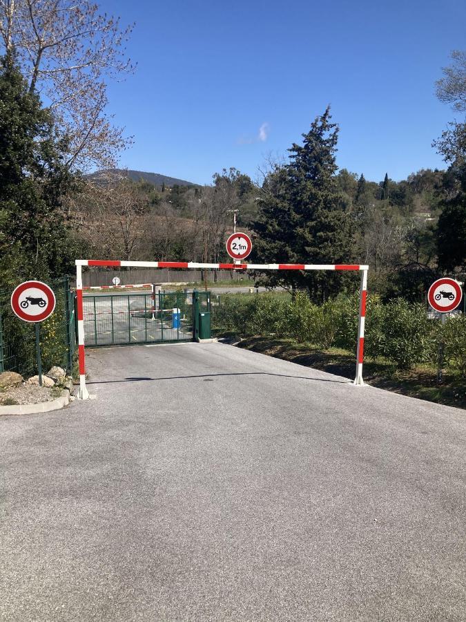 Les Restanques Glycines 2067 Lejlighed Grimaud Eksteriør billede